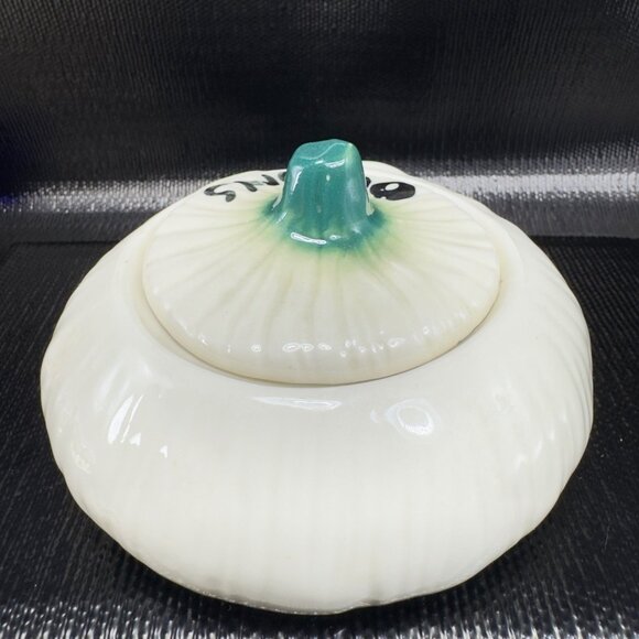 Anthropomorphic Onion Keeper Dish Bowl Lidded Crying Face Ceramic Container VTG - Picture 10 of 14